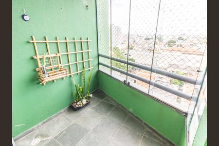 Varanda de apartamento à venda com 2 quartos, 64m² em Vila Invernada, São Paulo