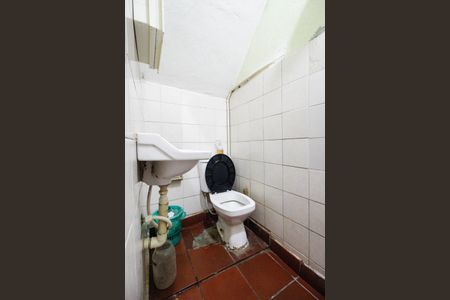 Casa à venda com 150m², 3 quartos e 2 vagasBanheiro 1