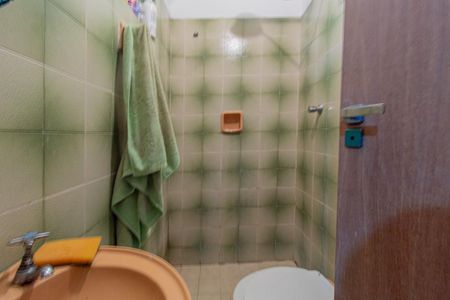 Casa à venda com 85m², 3 quartos e 2 vagasBanheiro de Serviço