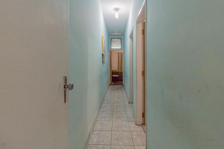 Casa à venda com 85m², 3 quartos e 2 vagasCorredor