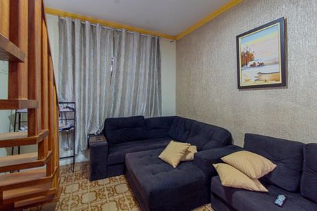 Casa à venda com 85m², 3 quartos e 2 vagasSala