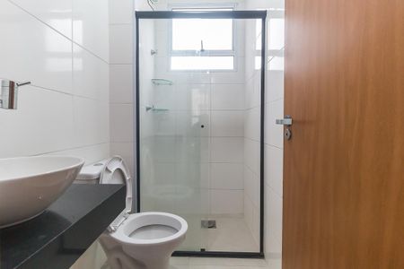Apartamento para alugar com 49m², 2 quartos e 1 vaga Apartamento para alugar com 49m², 2 quartos e 1 vagaBanheiro