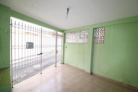 Casa à venda com 96m², 2 quartos e 1 vagaGaragem