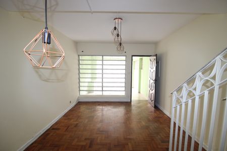 Casa à venda com 96m², 2 quartos e 1 vagaSala
