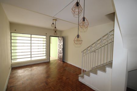 Casa à venda com 96m², 2 quartos e 1 vagaSala