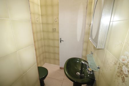 Casa à venda com 96m², 2 quartos e 1 vagaBanheiro