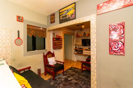 Casa à venda com 400m², 6 quartos e 8 vagas Casa à venda com 400m², 6 quartos e 8 vagasSala