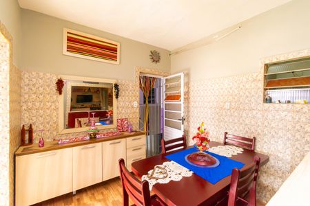 Casa à venda com 400m², 6 quartos e 8 vagas Casa à venda com 400m², 6 quartos e 8 vagasSala de Jantar