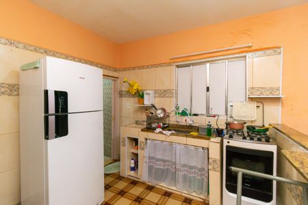 Casa à venda com 400m², 6 quartos e 8 vagas Casa à venda com 400m², 6 quartos e 8 vagasCasa 2 - Cozinha