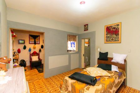 Casa à venda com 400m², 6 quartos e 8 vagas Casa à venda com 400m², 6 quartos e 8 vagasSuíte