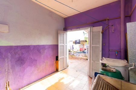 Casa à venda com 400m², 6 quartos e 8 vagas Casa à venda com 400m², 6 quartos e 8 vagasÁrea de Serviço