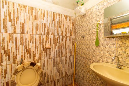 Casa à venda com 400m², 6 quartos e 8 vagas Casa à venda com 400m², 6 quartos e 8 vagasBanheiro da Suíte