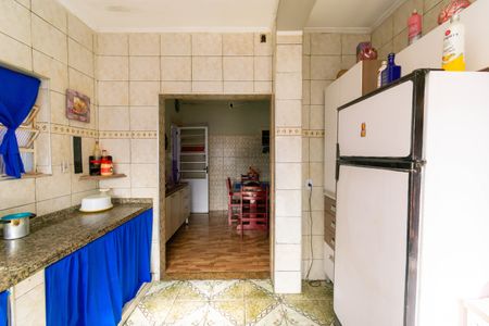 Casa à venda com 400m², 6 quartos e 8 vagas Casa à venda com 400m², 6 quartos e 8 vagasCozinha