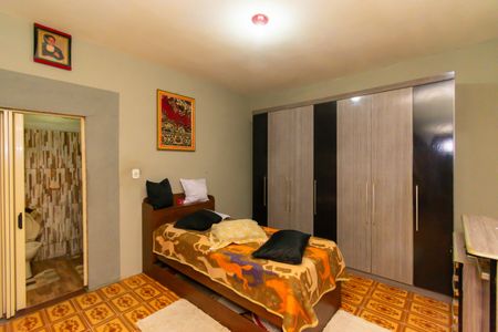 Casa à venda com 400m², 6 quartos e 8 vagas Casa à venda com 400m², 6 quartos e 8 vagasSuíte