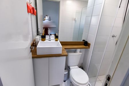 Apartamento para alugar com 42m², 2 quartos e sem vaga Apartamento para alugar com 42m², 2 quartos e sem vagaBanheiro