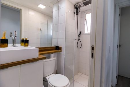 Apartamento para alugar com 42m², 2 quartos e sem vaga Apartamento para alugar com 42m², 2 quartos e sem vagaBanheiro
