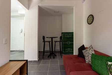Apartamento para alugar com 34m², 2 quartos e sem vaga Apartamento para alugar com 34m², 2 quartos e sem vagaÁrea comum - jogos