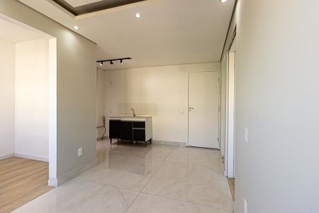 Apartamento para alugar com 34m², 2 quartos e sem vaga Apartamento para alugar com 34m², 2 quartos e sem vagaSala