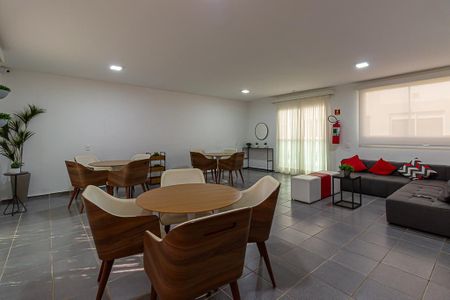 Apartamento para alugar com 34m², 2 quartos e sem vaga Apartamento para alugar com 34m², 2 quartos e sem vagaÁrea comum - Salão de festas