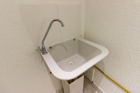 Apartamento para alugar com 34m², 2 quartos e sem vaga Apartamento para alugar com 34m², 2 quartos e sem vagaCozinha e Área de Serviço