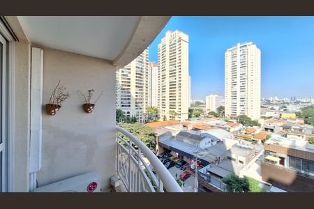 Apartamento para alugar com 75m², 3 quartos e 1 vaga Apartamento para alugar com 75m², 3 quartos e 1 vagaVaranda