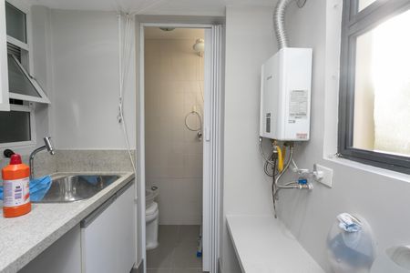 Apartamento para alugar com 106m², 3 quartos e 2 vagas Apartamento para alugar com 106m², 3 quartos e 2 vagasLavanderia