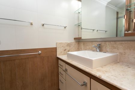 Apartamento para alugar com 106m², 3 quartos e 2 vagas Apartamento para alugar com 106m², 3 quartos e 2 vagasBanheiro Suíte