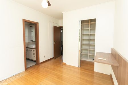 Apartamento para alugar com 106m², 3 quartos e 2 vagas Apartamento para alugar com 106m², 3 quartos e 2 vagasSuíte