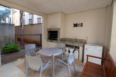 Apartamento para alugar com 31m², 1 quarto e sem vagaÁrea comum - Churrasqueira
