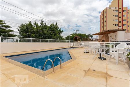 Apartamento à venda com 51m², 2 quartos e 1 vaga Apartamento à venda com 51m², 2 quartos e 1 vagaÁrea comum - Piscina