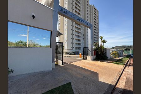 Apartamento para alugar com 53m², 2 quartos e 1 vagaFachada