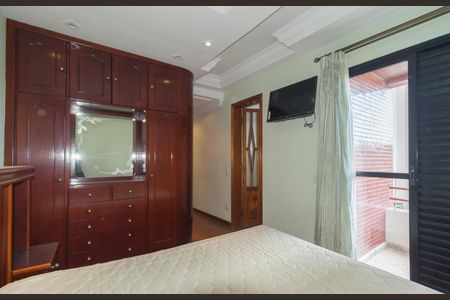 Apartamento para alugar com 252m², 3 quartos e 2 vagasSuíte