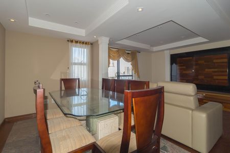Apartamento para alugar com 252m², 3 quartos e 2 vagasSala de Jantar