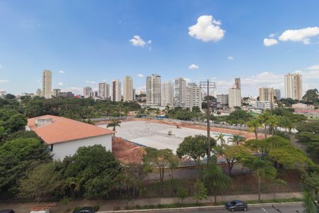 Apartamento para alugar com 252m², 3 quartos e 2 vagasVista - Varanda
