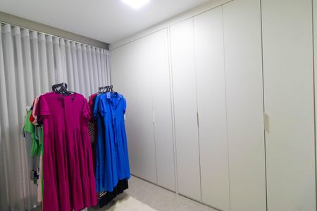 Casa à venda com 200m², 3 quartos e 3 vagasQuarto