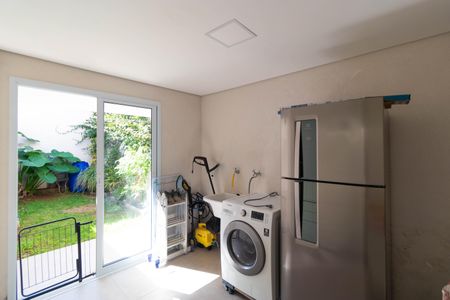 Casa à venda com 200m², 3 quartos e 3 vagasÁrea de Serviço