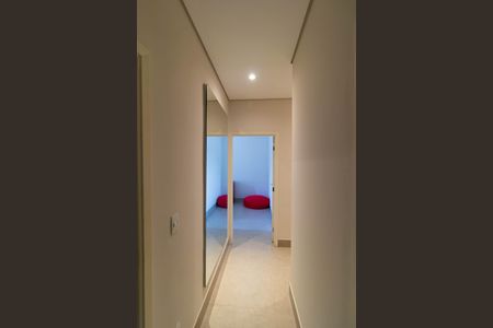 Casa à venda com 200m², 3 quartos e 3 vagasCorredor