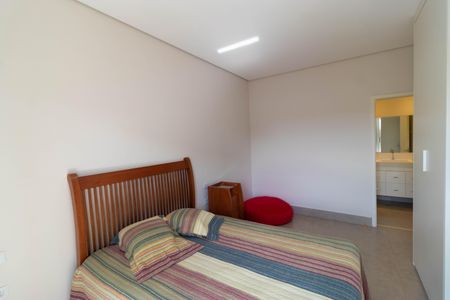 Casa à venda com 200m², 3 quartos e 3 vagasSuíte 01