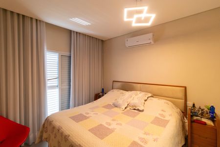 Casa à venda com 200m², 3 quartos e 3 vagasSuíte 02