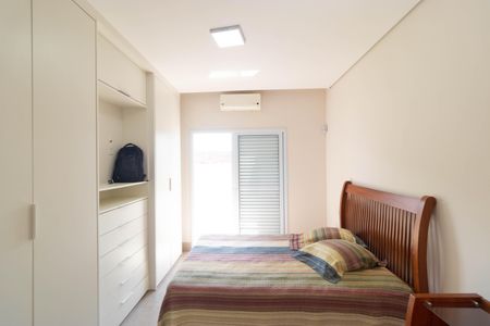 Casa à venda com 200m², 3 quartos e 3 vagasSuíte 01