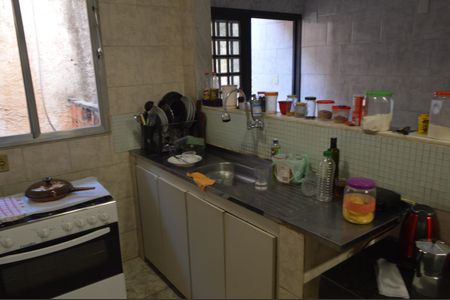 Casa à venda com 400m², 4 quartos e 5 vagas Casa à venda com 400m², 4 quartos e 5 vagasCozinha