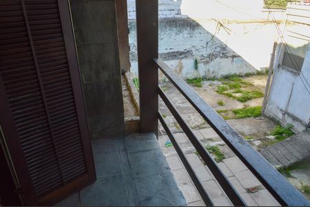 Casa à venda com 400m², 4 quartos e 5 vagas Casa à venda com 400m², 4 quartos e 5 vagasCasa 2 -Varanda Suíte