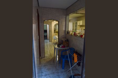 Casa à venda com 400m², 4 quartos e 5 vagas Casa à venda com 400m², 4 quartos e 5 vagasEntrada