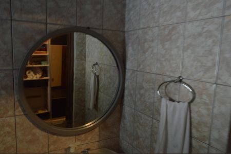 Casa à venda com 400m², 4 quartos e 5 vagas Casa à venda com 400m², 4 quartos e 5 vagasBanheiro de Serviço