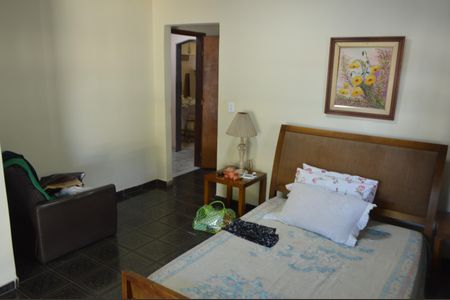 Casa à venda com 400m², 4 quartos e 5 vagas Casa à venda com 400m², 4 quartos e 5 vagasSuíte 1