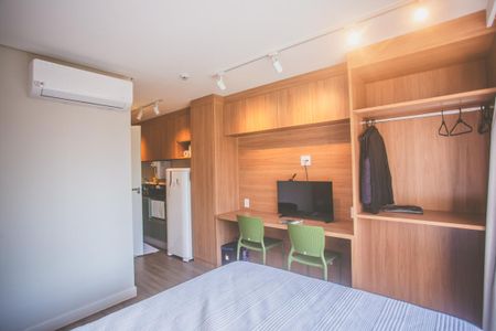 Studio à venda com 25m², 1 quarto e sem vaga Studio à venda com 25m², 1 quarto e sem vagaStudio