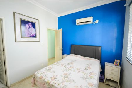 Apartamento à venda com 80m², 2 quartos e 1 vaga Apartamento à venda com 80m², 2 quartos e 1 vagaSuíte