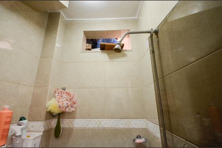 Apartamento à venda com 80m², 2 quartos e 1 vaga Apartamento à venda com 80m², 2 quartos e 1 vagaBanheiro Social