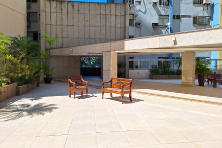 Apartamento à venda com 122m², 3 quartos e 1 vagaÁrea comum