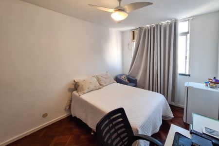 Apartamento à venda com 122m², 3 quartos e 1 vagaQuarto 2